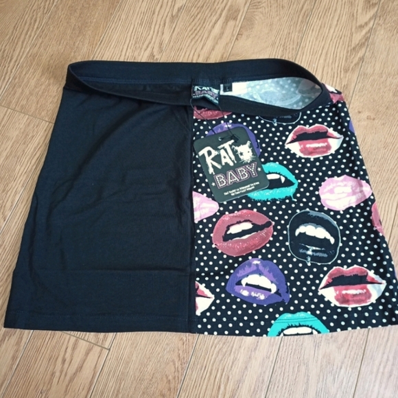Rat Baby/Too Fast brand mini skirt - Picture 5 of 5